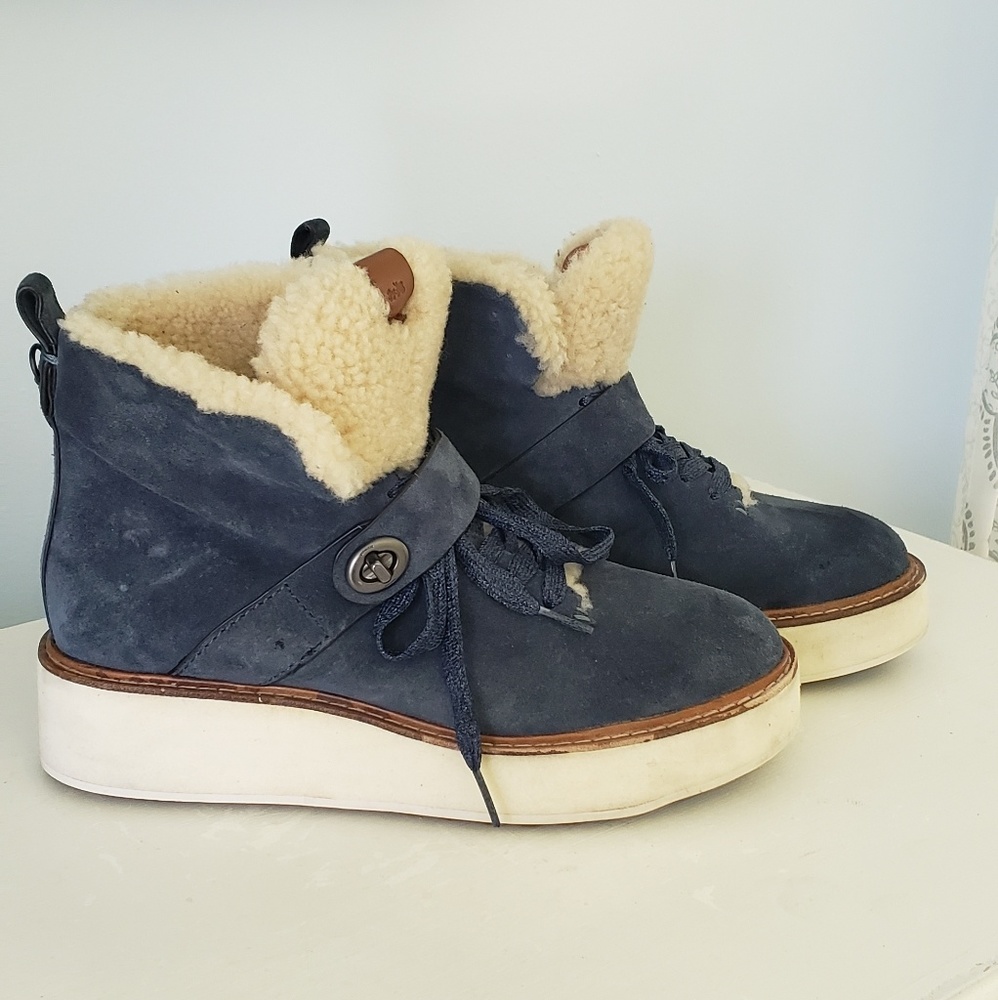 💫HOST PICK! Coach  hiker booties